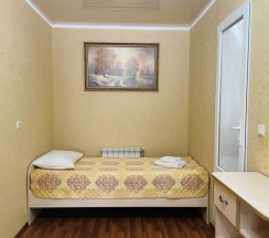 Трёхместный номер Superior в Гуля