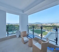 Двухместный семейный номер Standard (2 отдельные кровати) в Tangla Hotel Sanya
