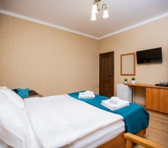 Семейный двухкомнатный до 6 гостей с балконом в Джульетта