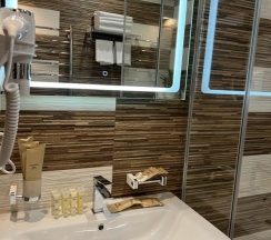 Двухместный номер Superior двуспальная кровать в Village23