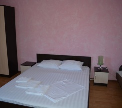 Стандарт с двуспальной кроватью и доп местом в Гостевой дом