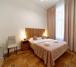 Двухместный номер с двуспальной кроватью и допместом в Светлый у Эрмитажа