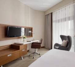 Двухместный номер Гранд Супериор с балконом двуспальная кровать в Metropol Гранд Отель Геленджик