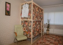 Кровать в 8-местном общем мужском номере в Green Hostel Kuzminki