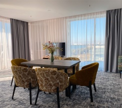 Трехкомнатные Апартаменты с бассейном и видом на море в Grand hotel Anapa