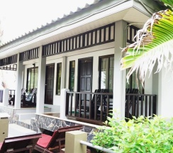Двухместный номер Deluxe с видом на море двуспальная кровать в Lamai Inn 99 Bungalows