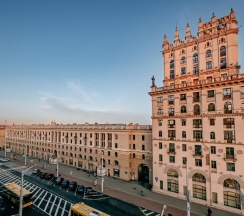 Студия Superior с красивым видом из окна в Апартаменты Стильная Студия в Башне Комплекса Ворота в Город