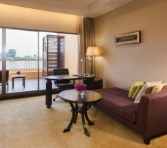 Двухместный клубный номер Grand (двуспальная кровать) в Dusit Thani Pattaya