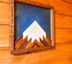 Двухместный номер с двуспальной кроватью с видом на горы в Hub House