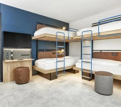 Четырёхместный номер в H2 Hotel München Olympiapark