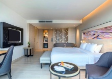 Двухместный полулюкс двуспальная кровать в Novotel Phuket City Phokeethra Hotel