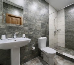 Стандартный двухместный номер с 1 кроватью в Hitotel