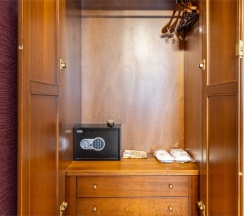 Делюкс Гранд в Петръ Отель