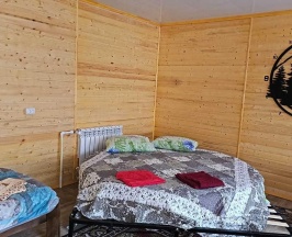 Комната стандарт с 1 односпальной и 1 двуспальной кроватью в Алые паруса
