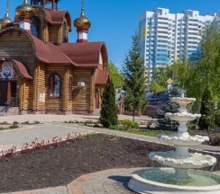 Двухместные апартаменты c 1 комнатой с балконом (двуспальная кровать) в V-gosti
