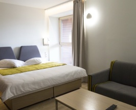 Двухместные апартаменты Standard 2 отдельные кровати в Апарт-отель Amberton Green  Паланга