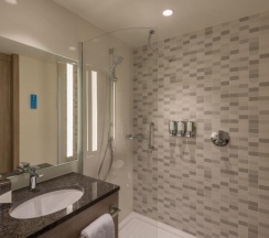Двухместный номер для некурящих двуспальная кровать в Hampton by Hilton Frankfurt City Centre East