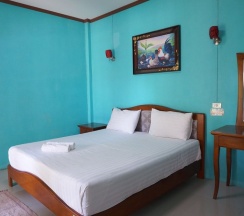 Двухместный номер Standard с балконом двуспальная кровать в Kiangchan Resort