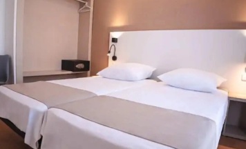 Двухместный номер Economy с видом на внутренний двор (2 отдельные кровати) в Planet Hotels Blue Adults Only +16