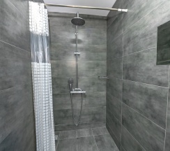 Кровать в общем номере (мужской номер) в Море