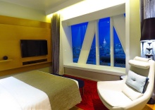 Люкс с 2 комнатами в Mode Sathorn Hotel