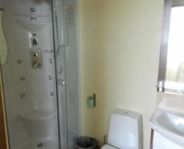 Номер стандарт с 1 двуспальной кроватью в 7 Вечеров