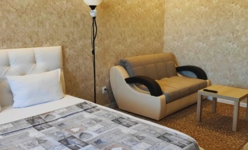 Четырёхместные апартаменты с балконом и с видом на город в Апартаменты Fresh Room on Stroiteley
