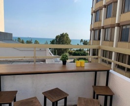 Кровать в общем номере (женский номер) в White Hostel