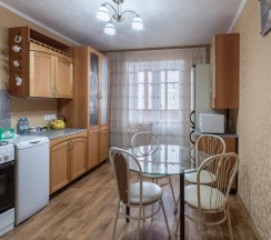 Апартаменты с балконом и с красивым видом из окна в Квартира Pskov City Apartments Рокоссовского 32