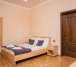 Стандарт 3-местный с двуспальной кроватью и балконом в Джульетта