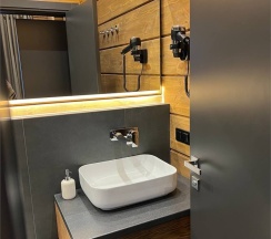 Шале с двумя спальнями в Ozon Azau chalet