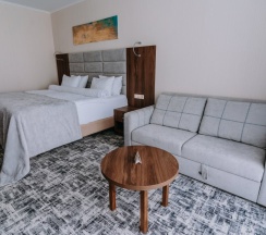 Двухместный номер Делюкс с видом на море двуспальная кровать в Grand hotel Anapa
