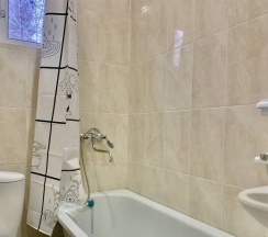 Двухместный номер Comfort с балконом и с красивым видом из окна двуспальная кровать в Kemp