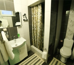 Улучшенный трехместный номер в Chelny Inn