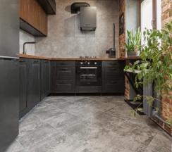 Двухместные апартаменты с 2 комнатами с балконом двуспальная кровать в Квартира Комфортный Лофт в Центре