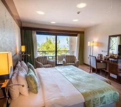 Двухместный номер Deluxe (двуспальная кровать) в Отель Korineum Golf & Beach Resort