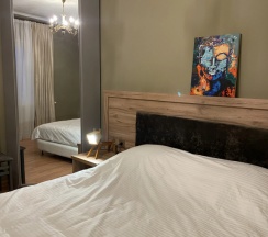 Двухместный номер Standard с балконом и с видом на горы двуспальная кровать в CenTower