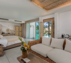 Люкс Pool Access в Eden Beach Khaolak Resort and Spa A Lopesan Collection Hotel