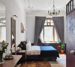 Arqué. Большая комната с видом на Невский в Sands Rooms