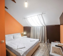 Номер комфорт в Avia House