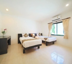 Бунгало Premium c 1 комнатой с балконом в Isara Nai Yang Resort