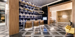 Пхра-Прадэнг: Отель Mercure Bangkok Sukhumvit 24