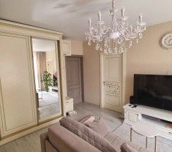 Апартаменты с балконом и с красивым видом из окна в У дяди Володи