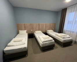 3х-местный номер, 3 односпальная кровати в Голден Норрис