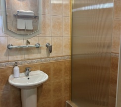 Стандарт улучшенный + твин в Москва