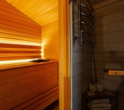 Четырёхместный коттедж с красивым видом из окна в Strawberry fields