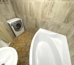 Двухместные апартаменты c 1 комнатой с балконом (двуспальная кровать) в Апартаменты 020 Флэтс-Лайн на улице Красноармейская 100