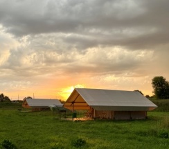Шатер с террасой малый в Соты&Варенье