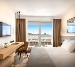 Двухместный номер Superior двуспальная кровать в Eden Hotel by Maistra Collection