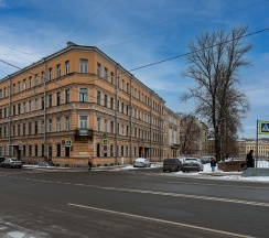 3-комнатные апартаменты улучшенные LetYourFlat “Toscana” гостиная 32м2 в Letyourflat (Лэтюфлэт) на набережной канала Грибоедова 117